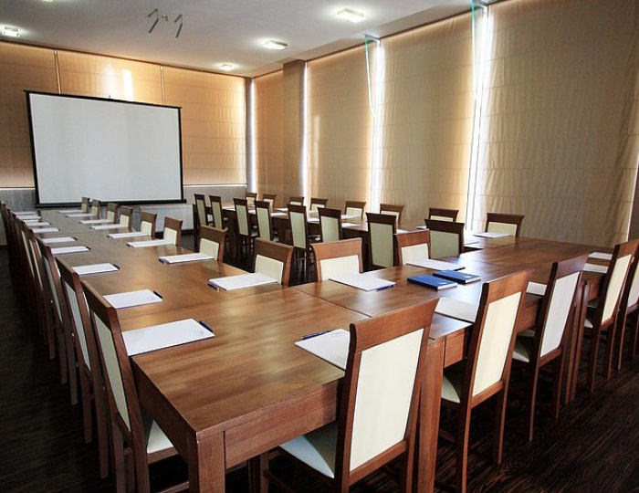 Конференц-холл «Gorky» - Отель Respect Hall Resort & SPA / Респект Холл Резорт & СПА